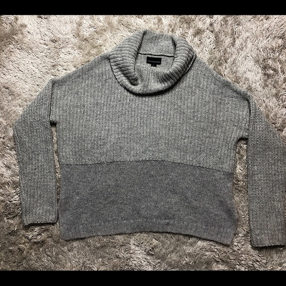 Wool / Alpaca Blend Sweater - Picture 2 of 6